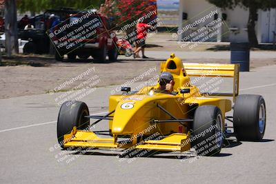 media/Jun-05-2022-CalClub SCCA (Sun) [[19e9bfb4bf]]/Around the Pits/